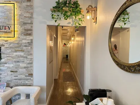10328 W Flagler Street Miami FL 33174