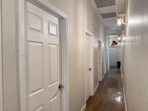 10328 W Flagler Street Miami FL 33174