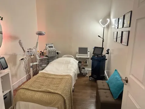 10328 W Flagler Street Miami FL 33174