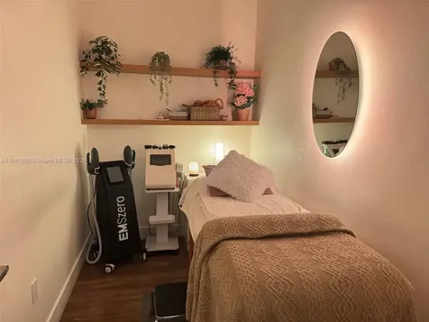 10328 W Flagler Street Miami FL 33174