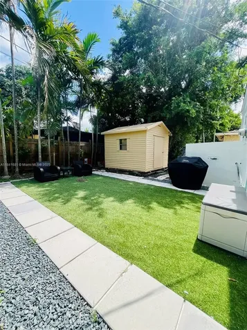 1172 NE 160th Terrace North Miami Beach FL 33162