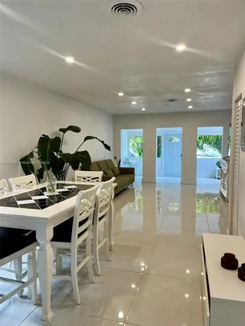 1172 NE 160th Terrace North Miami Beach FL 33162