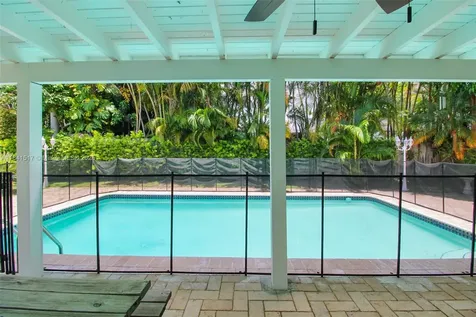 19820 SW 83rd Avenue Cutler Bay FL 33189