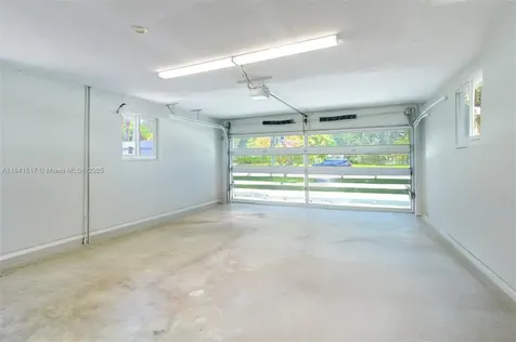 19820 SW 83rd Avenue Cutler Bay FL 33189