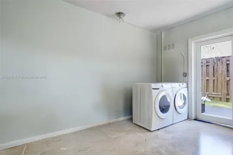 19820 SW 83rd Avenue Cutler Bay FL 33189