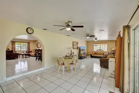 19021 SW 122nd Avenue Miami FL 33177