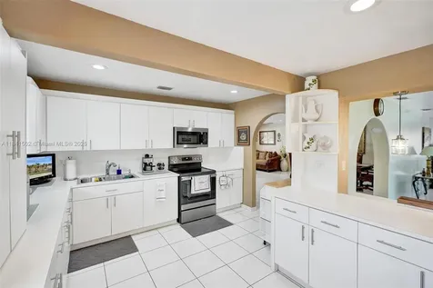 19021 SW 122nd Avenue Miami FL 33177