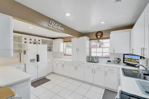 19021 SW 122nd Avenue Miami FL 33177