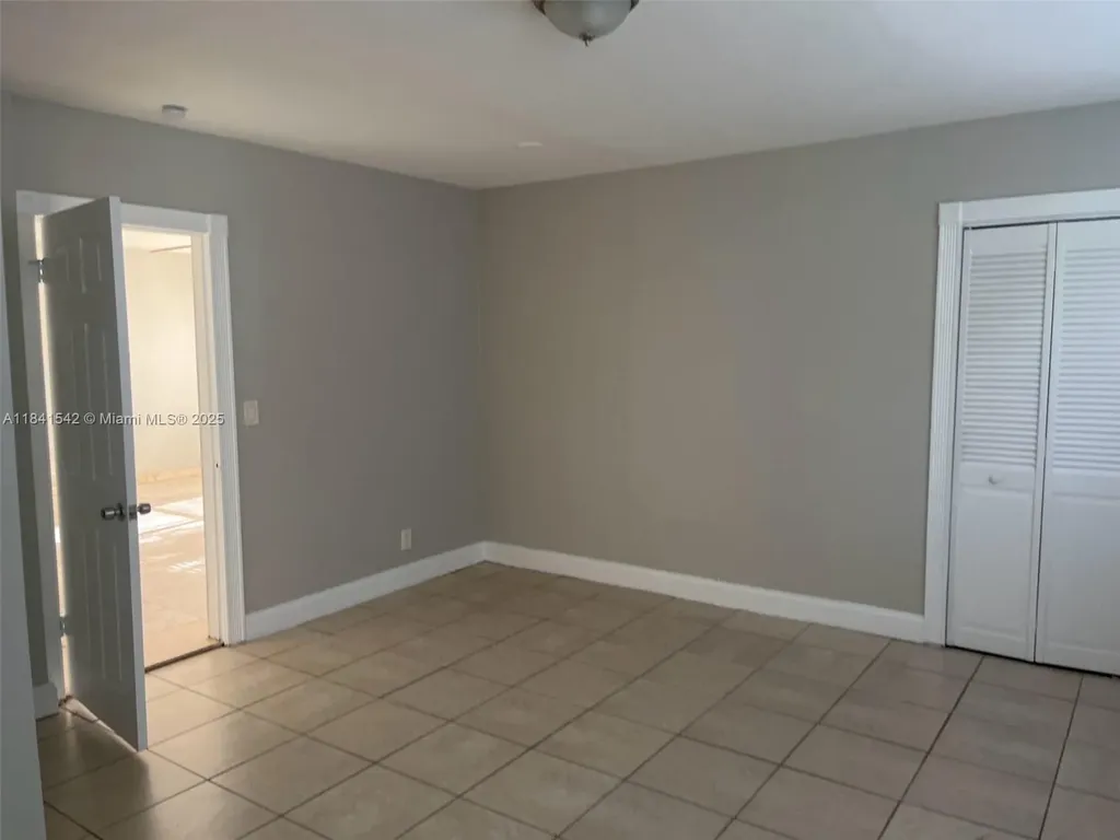 1450 N 64th Avenue Hollywood FL 33024
