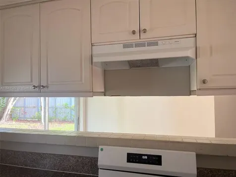 1450 N 64th Avenue Hollywood FL 33024