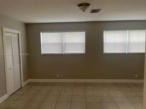 1450 N 64th Avenue Hollywood FL 33024