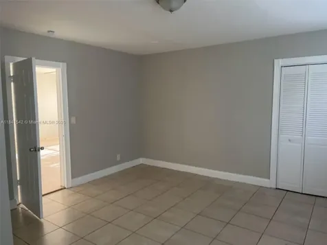 1450 N 64th Avenue Hollywood FL 33024