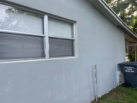 1450 N 64th Avenue Hollywood FL 33024