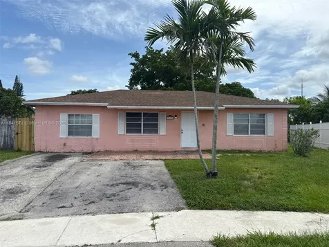 7699 SW 6th Street North Lauderdale FL 33068