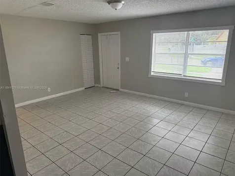 7699 SW 6th Street North Lauderdale FL 33068