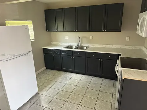 7699 SW 6th Street North Lauderdale FL 33068