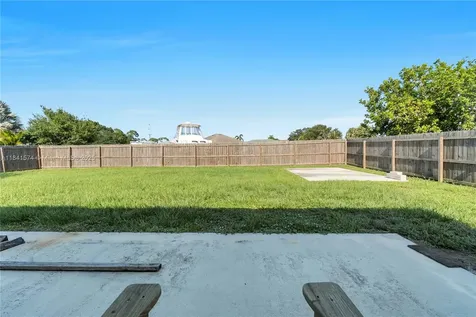 4629 SW Flintstone Drive Port St. Lucie FL 34953