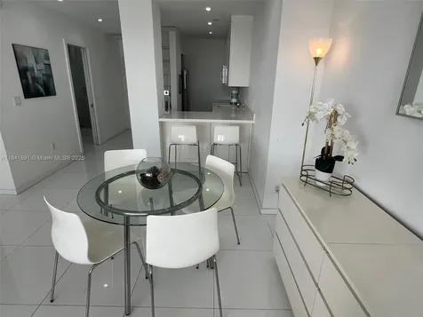 100 Lincoln Road Miami Beach FL 33139