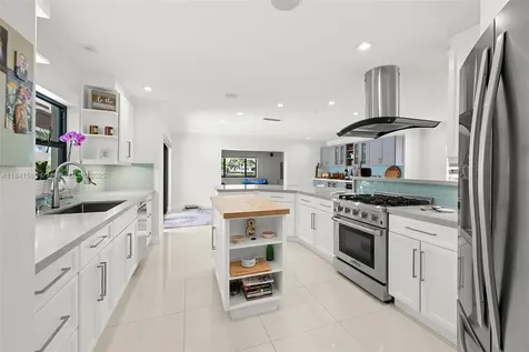 13940 SW 74th Street Miami FL 33183
