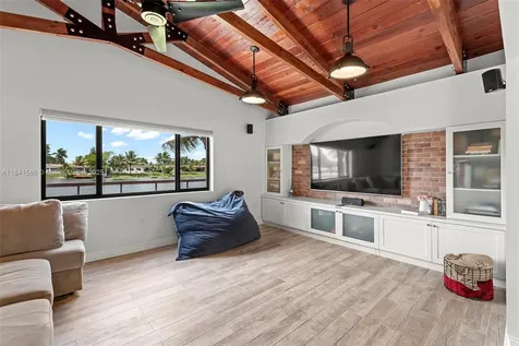 13940 SW 74th Street Miami FL 33183