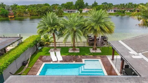 13940 SW 74th Street Miami FL 33183