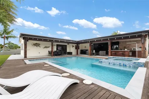 13940 SW 74th Street Miami FL 33183