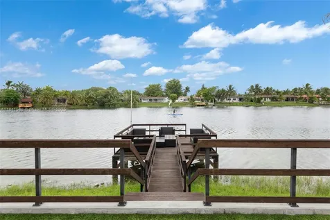 13940 SW 74th Street Miami FL 33183