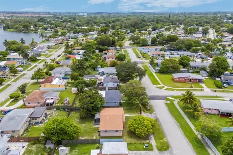 3420 SW 32nd Street West Park FL 33023