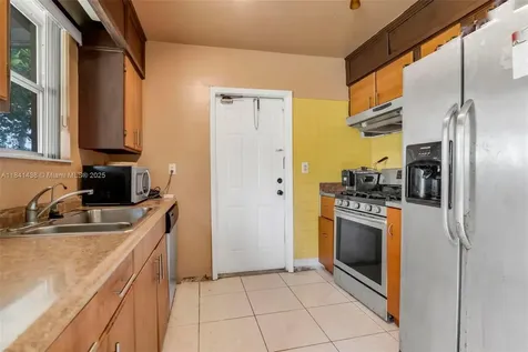 3420 SW 32nd Street West Park FL 33023