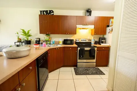 2340 NW 102nd Street Miami FL 33147