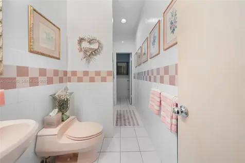 6002 SW 79th Court Miami FL 33143