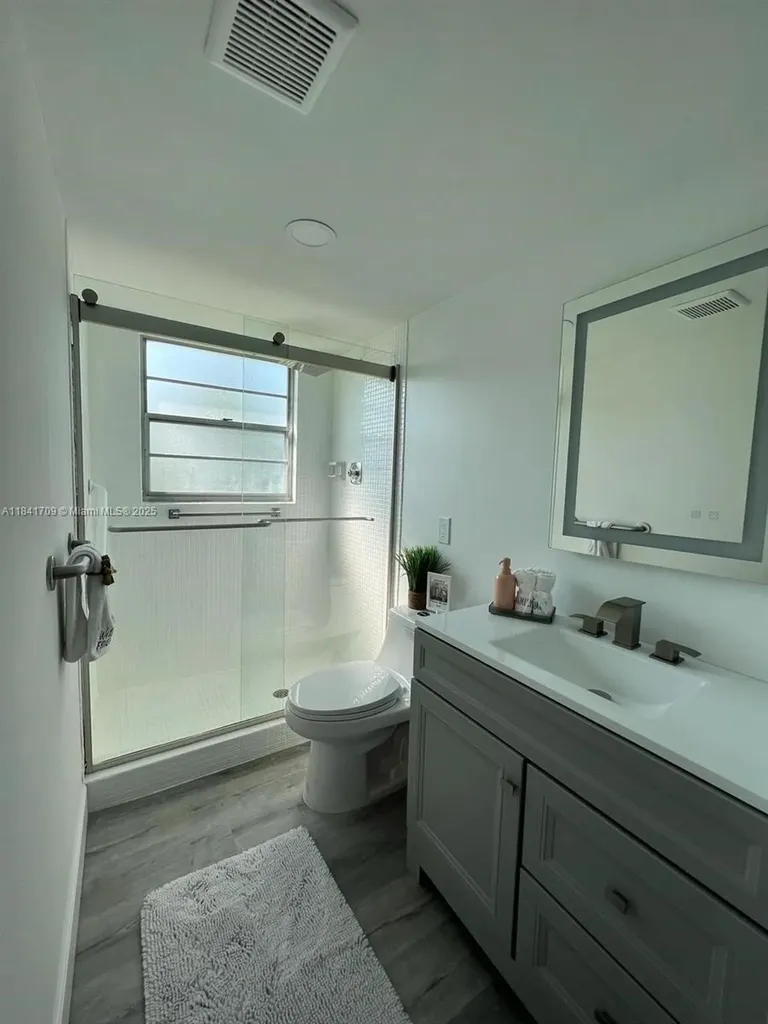 4020 Lincoln A Boca Raton FL 33434