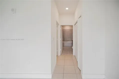 8265 NW 41st Street Doral FL 33166