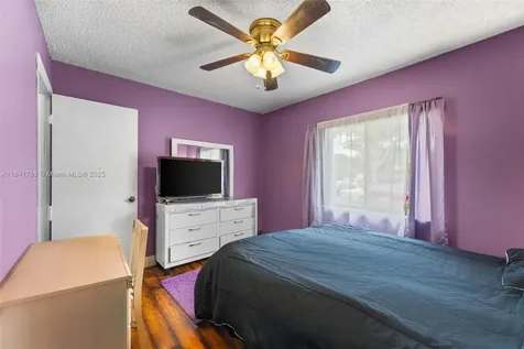 9535 NW 38th Place Sunrise FL 33351