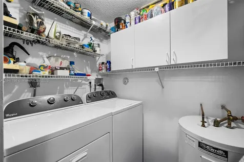9535 NW 38th Place Sunrise FL 33351