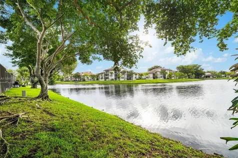 9535 NW 38th Place Sunrise FL 33351