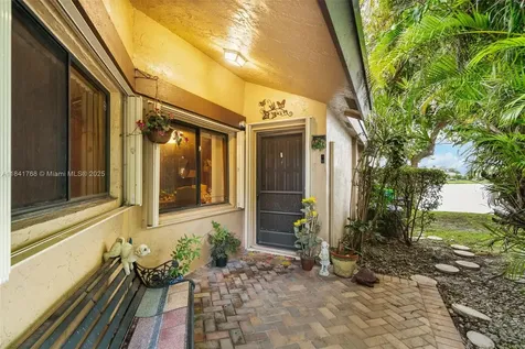 9535 NW 38th Place Sunrise FL 33351