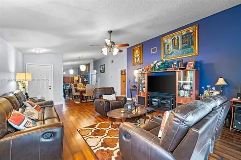 9535 NW 38th Place Sunrise FL 33351