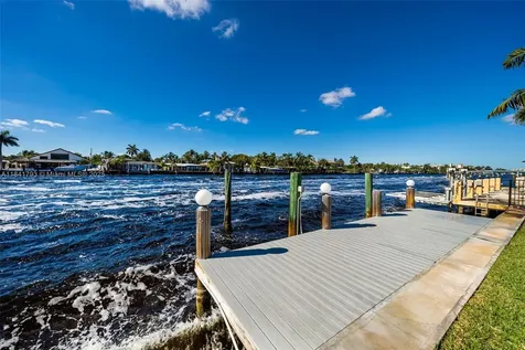517 S Riverside Drive Pompano Beach FL 33062