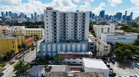 1238 SW 4th Street Miami FL 33135