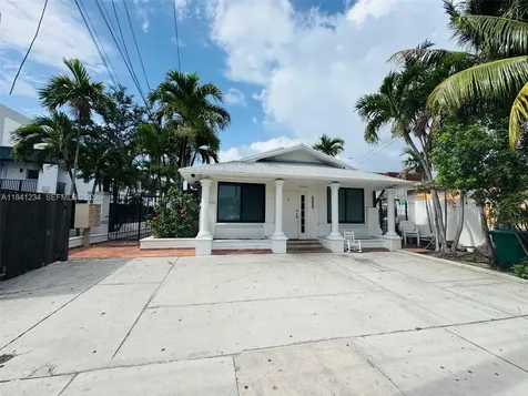 1238 SW 4th Street Miami FL 33135
