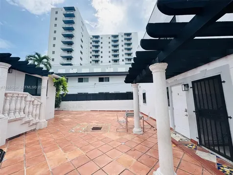 1238 SW 4th Street Miami FL 33135