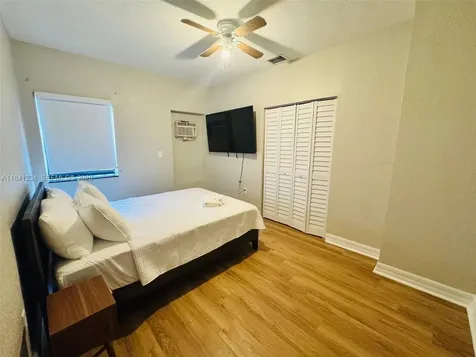 1238 SW 4th Street Miami FL 33135