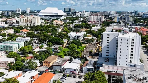 1238 SW 4th Street Miami FL 33135