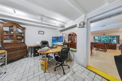 1615 S Miami Avenue Miami FL 33129