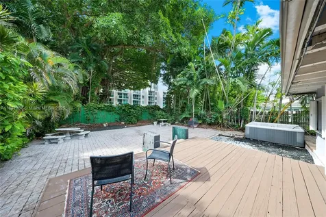 1615 S Miami Avenue Miami FL 33129