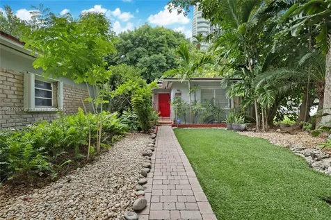1615 S Miami Avenue Miami FL 33129