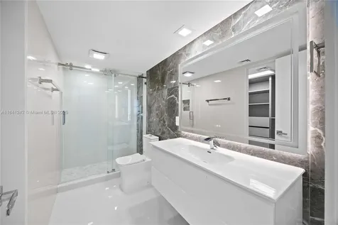 20379 W Country Club Drive Aventura FL 33180