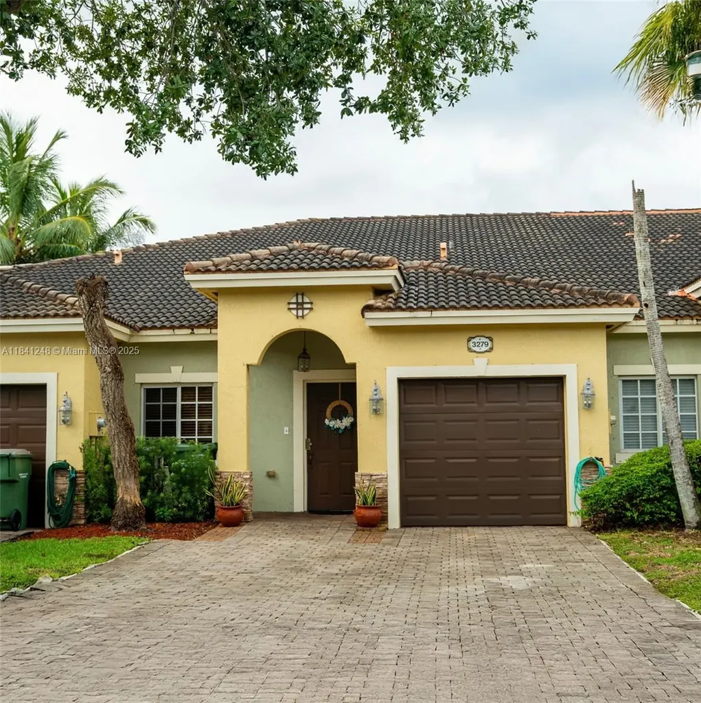 3279 NE 11th Drive Homestead FL 33033
