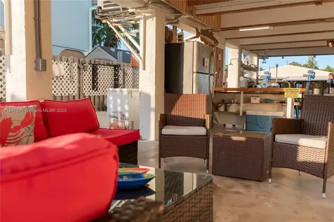 440-442 48th Street Ocean Marathon FL 33050